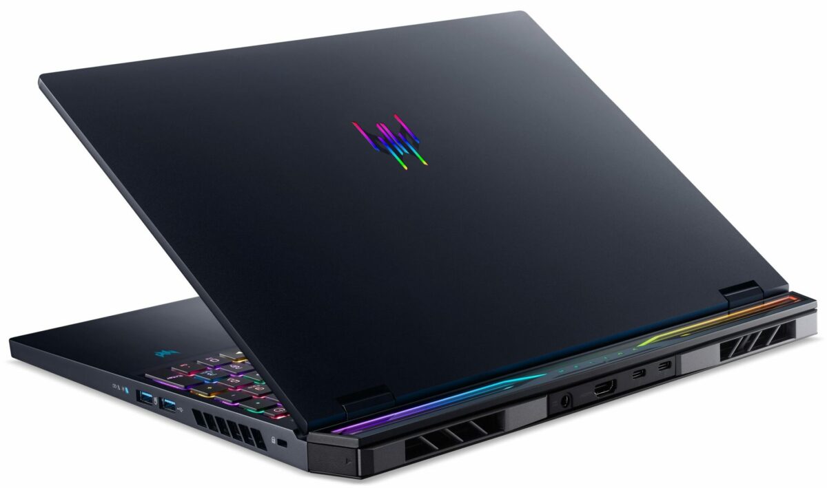 Acer Predator Helios 16 (PH16‑72) - Imagen 3